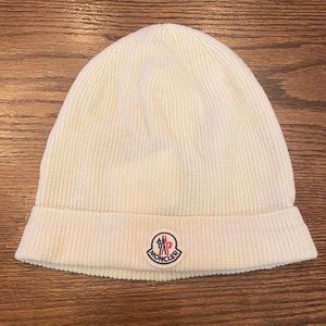 Moncler hat knit wool white